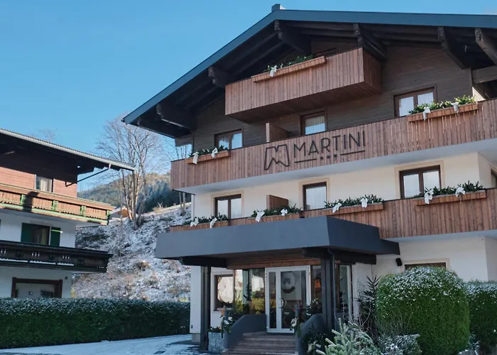 Hotel Martini Kaprun Inkluding Breakfast & Free Parking photo